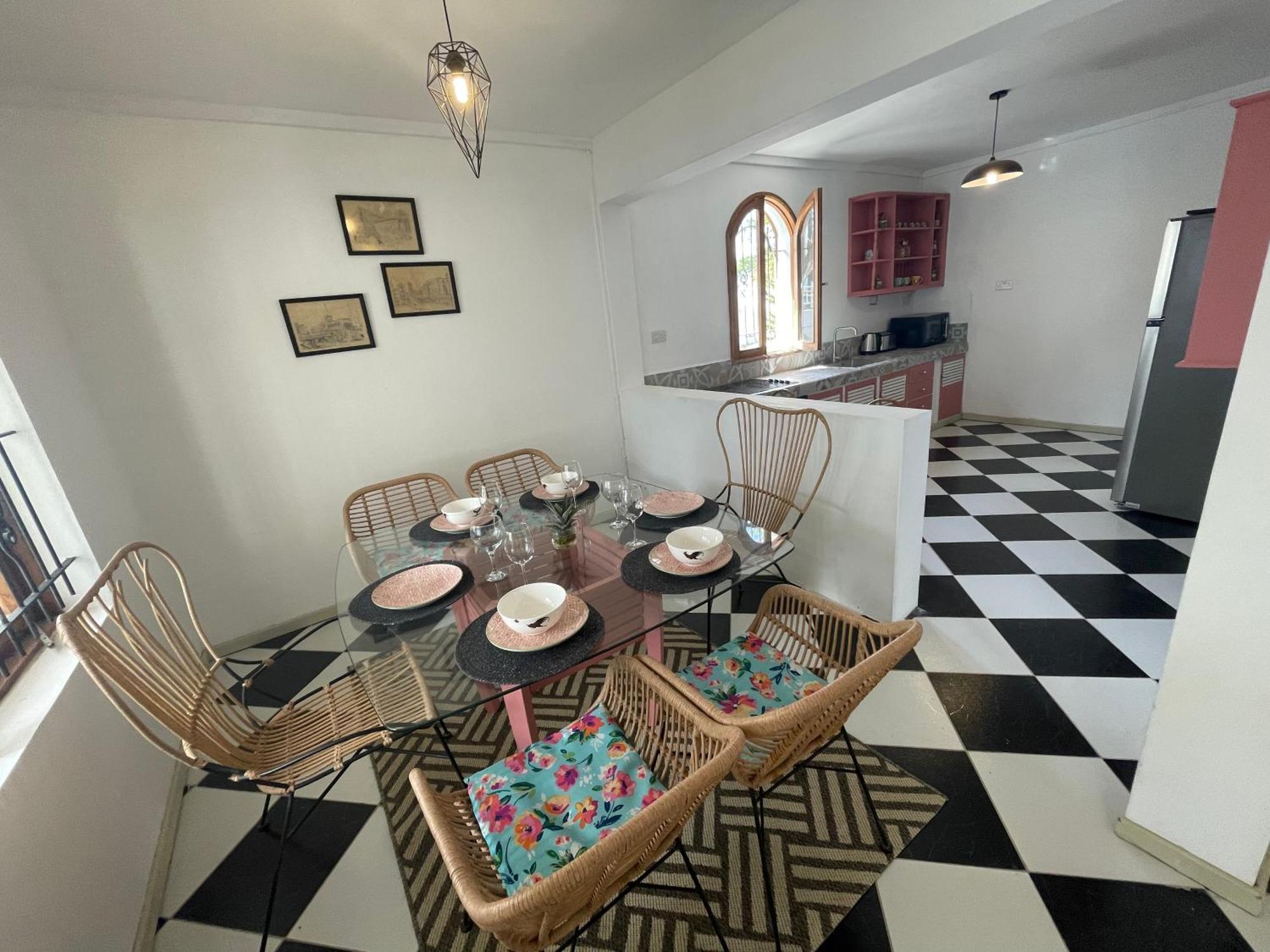Link Road 69 Apartment Blue Bay Bagian luar foto