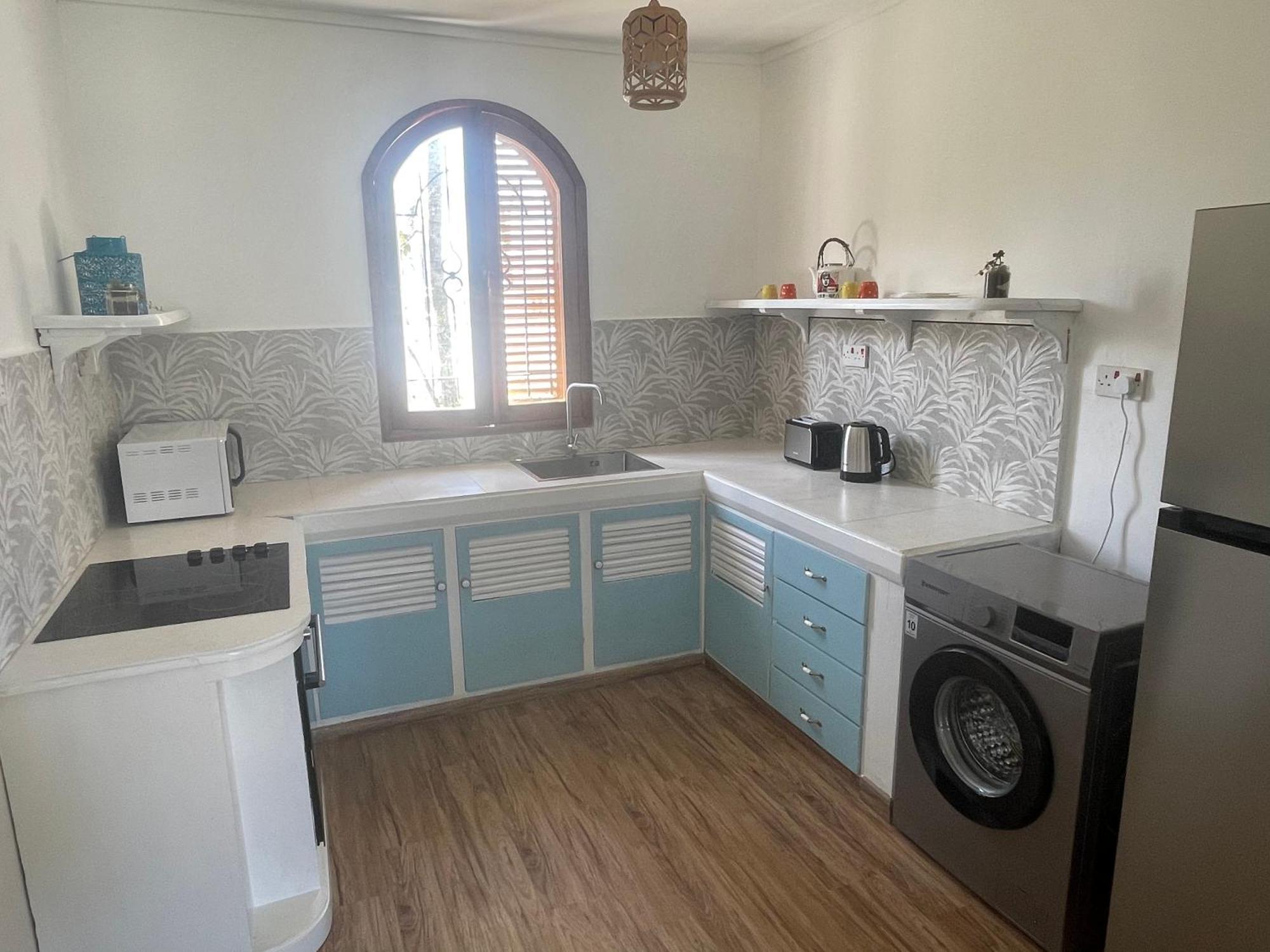 Link Road 69 Apartment Blue Bay Bagian luar foto