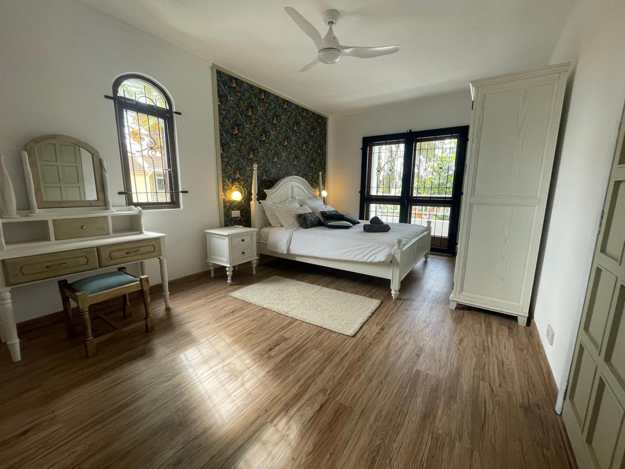 Link Road 69 Apartment Blue Bay Bagian luar foto